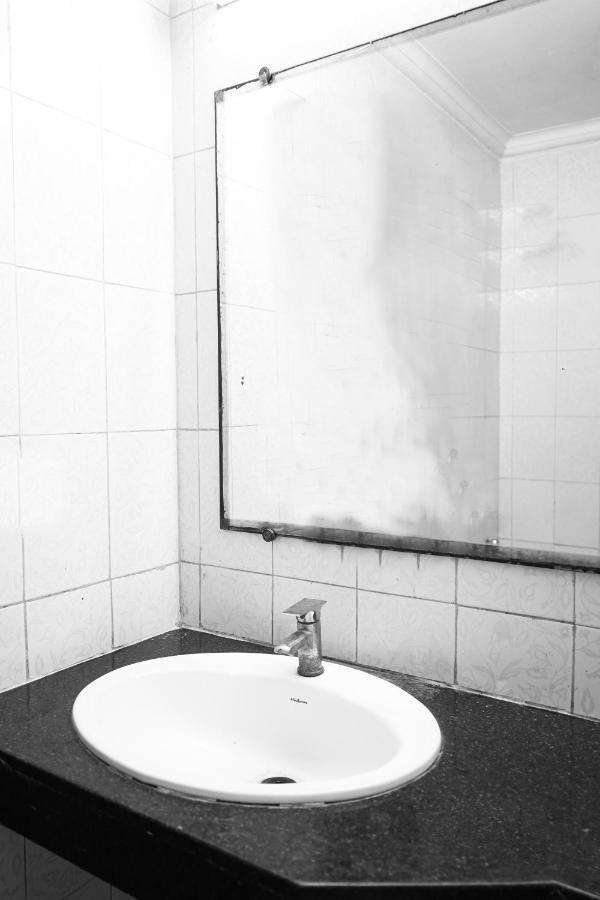 Roomshala 001 Iconic Residency ニューデリー エクステリア 写真